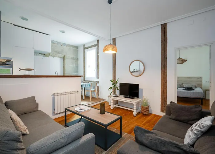 En El Puerto, Parte Vieja Cerca De La Playa *